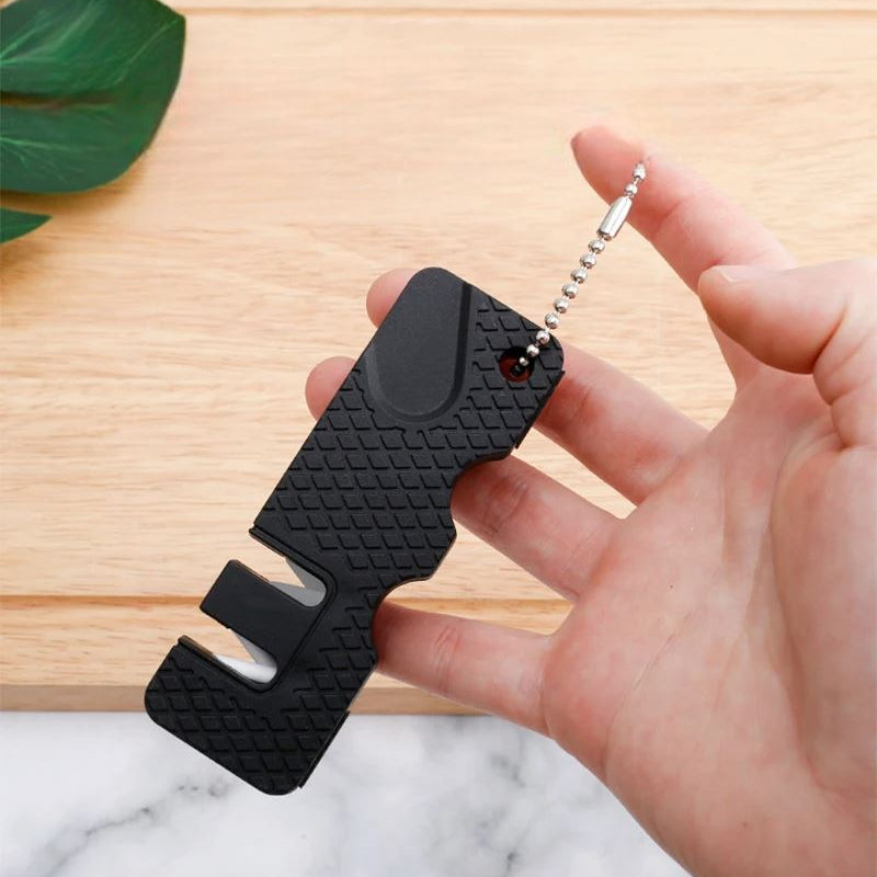 Aiguiseur de Couteaux - MiniOutdoorsKnifeSharpener - Noir | Aiguiseur de Couteaux - MiniOutdoorsKnifeSharpener - Noir | Aiguiseur de couteaux MiniOutdoorsKnifeSharpener Noir | Aiguiseur portable pour couteaux | Affûteur couteaux camping | Aiguiseur coute