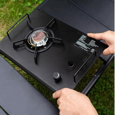 rechaud_au_gaz_noir installer sur une table